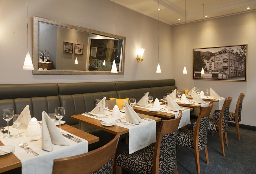 Boutique-Hotel Moseltor Traben-Trarbach Bagian luar foto